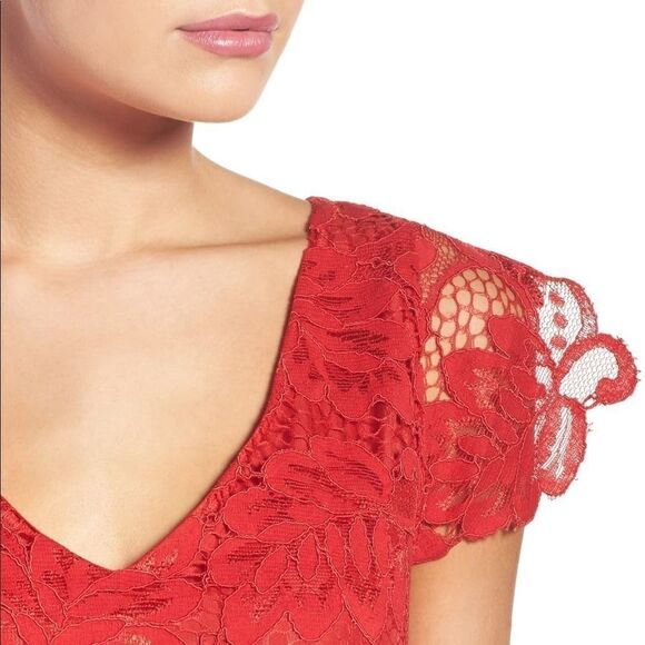 BB Dakota Red Lace Dress XS NWOT - Picture 4 of 4